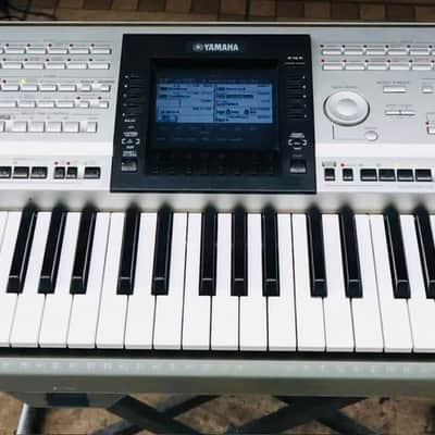 Yamaha PSR-3000 61-Key Arranger Workstation Used In Mint Condition