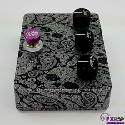 Flattley Guitar Pedals Centurion 2023 - Sugar Skulls image 8