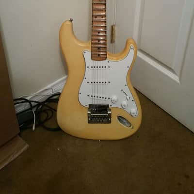 1977 Fender Stratocaster ,  Olympic White , Scalloped Neck Yngwie Malmsteen Duck Strat project image 1