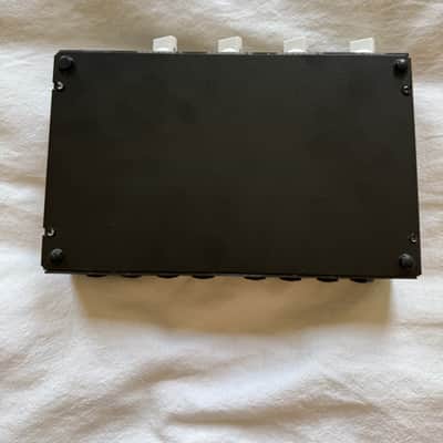 de Lisle de Lisle Amp-Speaker Selector V3 Cabinet Signal Router Switcher with Attenuator Loop - GREAT CONDITION! image 4