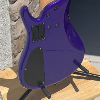 G. Gould GGI5 Hybrid Bass Guitar, 5-string, GGI-5 image 9