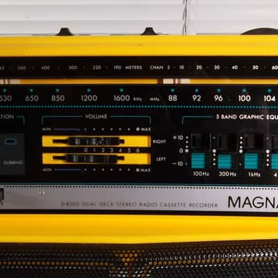 1988 Vintage Magnavox D8300 D-8300 22' x 11' Large Boombox Dual Cassette AM/FM Stereo AUX 5-Way Speakers Portable or AC Excellent image 12
