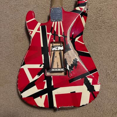 EVH Striped Series Frankie 2020 - Present Red / White / Black Stripes Relic image 6