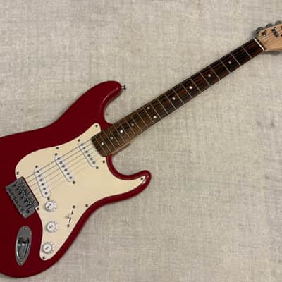 2014 Squier Bullet Stratocaster Red Rosewood Fretboard Maple Neck No Skunk Stripe / 8 Screw Pickguard image 2