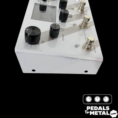 Meris LVX 2022 - Present - White X14004 image 4