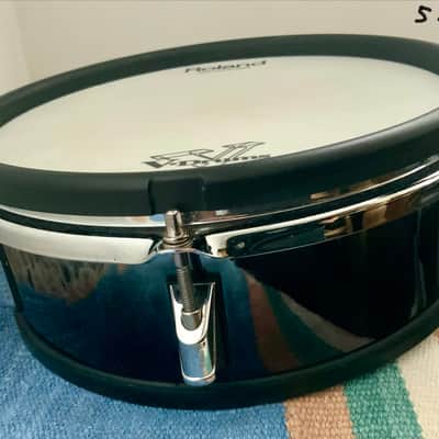 Roland The Roland PD-105 snare or Tom pad is a durable 10-inch dual-zone electronic drum pad. 2002 image 3