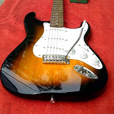 2 Great guitars*BOTH for $239 1 STRATOCASTER & 1 Semi-Hollow*LOWE$T-Price-EVER!!! image 9