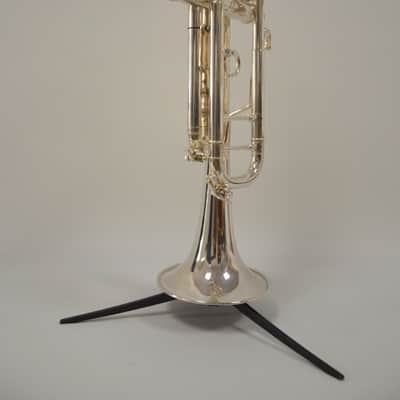 Trompeta Bach Stradivarius 72 estrella Corporation plateada como nueva image 15