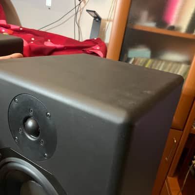 Quested S8 - Black image 14