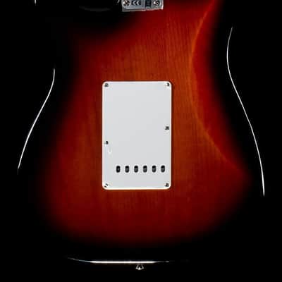 Fender Vintera '60s Stratocaster 3-Tone Sunburst-MX19035086 image 2