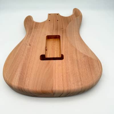 HooDoo Stratocaster Body Mahogany 2-Piece Unfinished Light hsb5341 image 8
