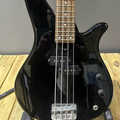 Yamaha 4-String Rosewood Fretboard Electric Bass Guitar - Black image 1
