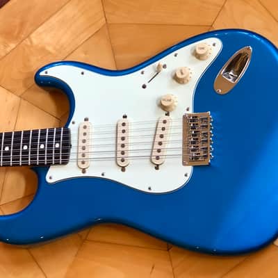 100% original 2004/05 Fender Stratocaster XII ST-12 12 String Electric Guitar Rosewood Blue image 2