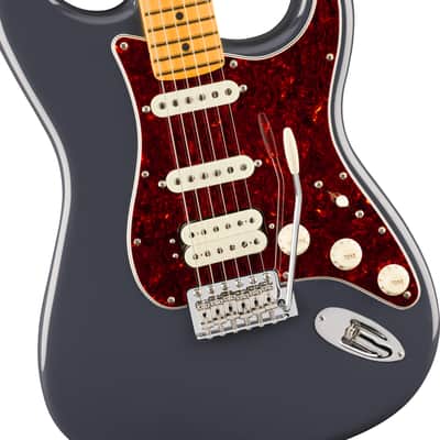 Fender American Professional Classic Stratocaster HSS, Maple Fingerboard, Faded Black image 4