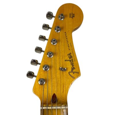 Fender Japan 57 Reissue Stratocaster 1999-2002 - Fiesta Red image 10
