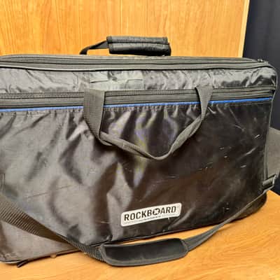 Rockboard QUAD-4.2 Pedalboard with MOD 2 Patchbay, Power Supply Tray, and Gig Bag image 10