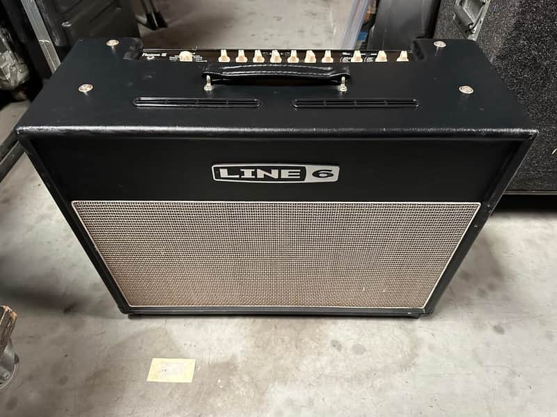 Line 6 Flextone III XL 150-Watt 2x12