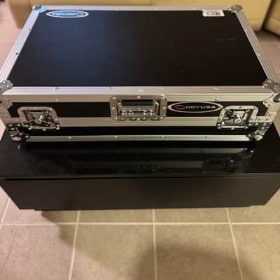 Pioneer DDJ-SX2 Black w/ Odyssey Flight Case image 4