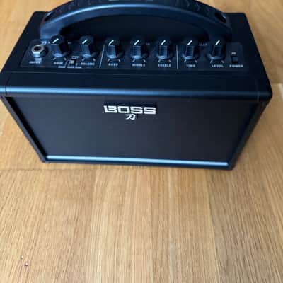 BOSS Katana-Mini Guitar Amplifier - Compact 7W image 2