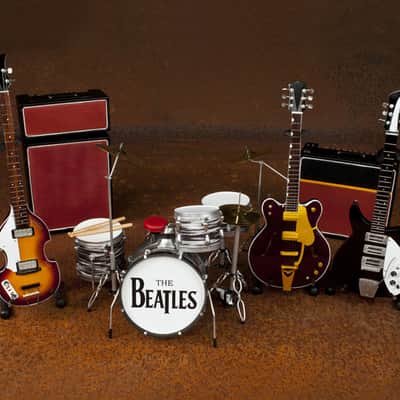 Axe Heaven SET of 6 Beatles 1:4 scale Instruments Mini Replica Guitars, Drum Kit and Amps! Fab Four image 1