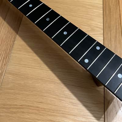 Taylor 310-CE 2006 Guitar NT Neck image 4