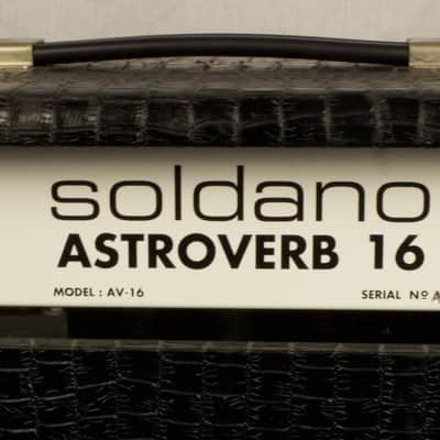 Used Soldano Astroverb 16 Combo Guitar Amplifier 20 Watt EL84 Tube Combo image 4