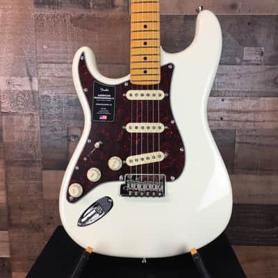 Fender American Professional II Stratocaster, LEFT HANDED, Olympic White, Hard Case, Free Ship, 606 image 4
