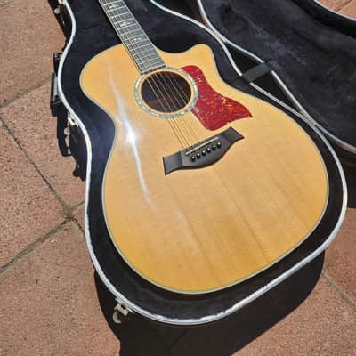 Taylor 614ce with ES 1998 - 2002  - Natural image 1