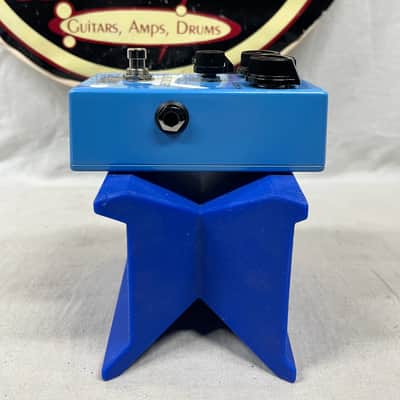 Wren and Cuff Tall Font Russian Muffy Distortion Pedal with Box image 4