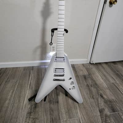 ChillCat "Snow Falcon" MINT! Upgraded w locking tuners image 2