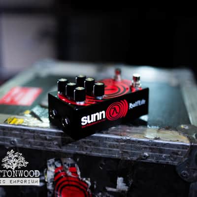 EarthQuaker Devices Sunn O))) HalfLife Octave Distortion + Booster Pedal image 9