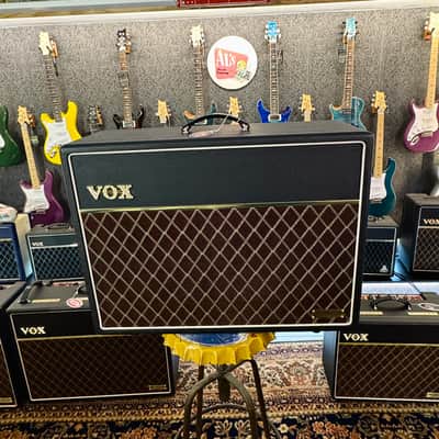 Vox CABINET HAND WIRED 2×12″ V212HWRX BLUE ALNICO 2026 - Black image 2