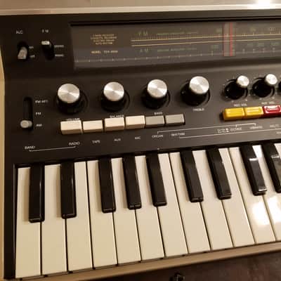 Sankei Rare Entertainer TCH-8800 Drum Machine Synth Keyboard Mixer Amp Radio Tape Player Recorder The Music Machine Webcor 1978 - Tan and black plastic image 6