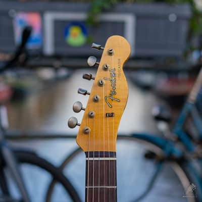 Fender Custom Shop Telecaster '61 Reissue Aged Daphne Blue Sparkle image 5