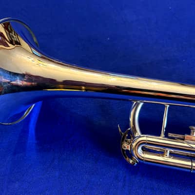 Bach TR300H2 Bb Silver Trumpet, Beautiful Condition! image 9