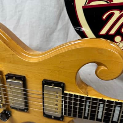 Epiphone SC-550 sc550 Scroll Singlecut Guitar with Chipboard Case Vintage - Natural image 3