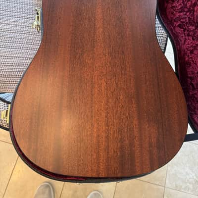Taylor 320e Baritone 2016 - Mahogany image 5