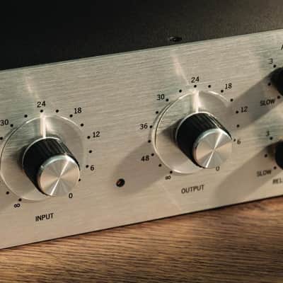 Warm Audio WA76-A Single Channel FET Compressor - Silver w/ Blue Stripe image 5