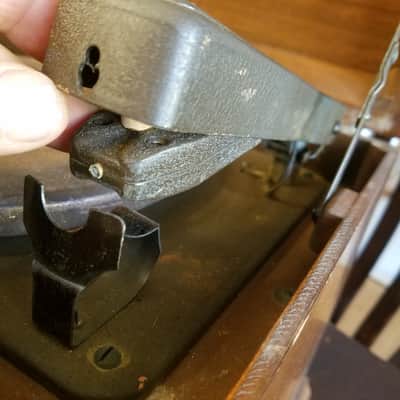 Silvertone 5731 Portable Record Cutting Lathe 78 RPM 6V6 Amp Recorder Radio PA 109.359 Bad Crystal mic 1940 - Stained Wood image 10