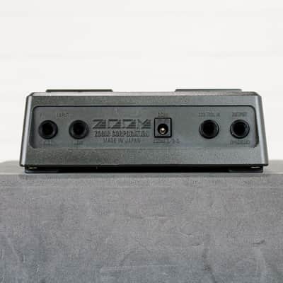 Preowned Zoom 504 Acoustic Multi-Effects Pedal image 4