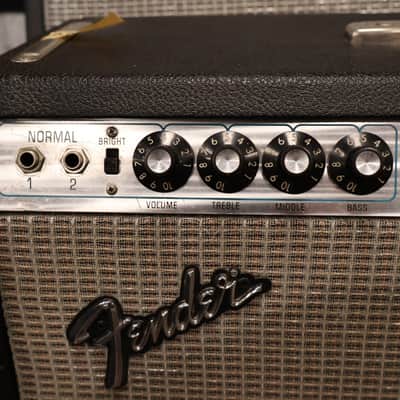 Fender 70s Twin Reverb Silverface Export Model image 2
