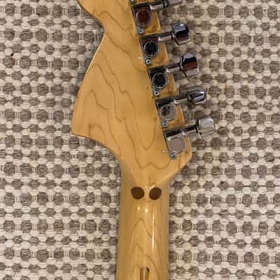 Fender Stratocaster with 3-Bolt Neck, Maple Fretboard 1971 - 1977 - Black image 6