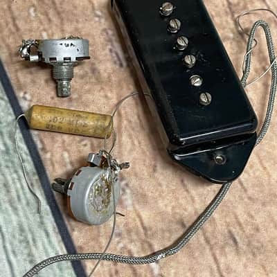 Vintage Original 1959 Gibson Dog Ear P90 w/ cover w/ later pots& cap image 1