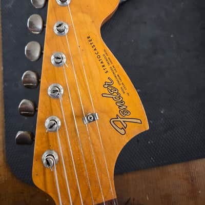 Fender STRATOCASTER SUNBURST 1965 image 11