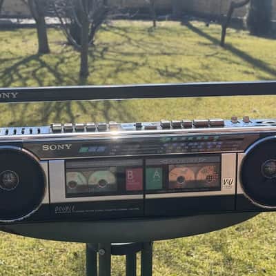 Sony CFS-W 90 Rare Vintage Cassette Boombox Getto blaster Working Warranty image 2