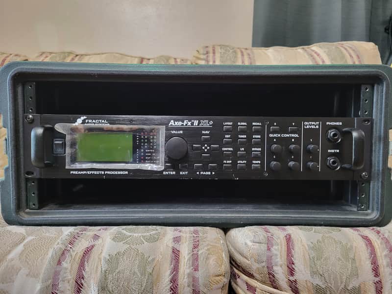 Axe-FX II XL+ w/ MFC 101 Mark 3 2015 - 2018 - Black image 1
