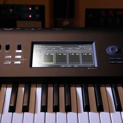 Korg Nautilus 88 Synthesizer Workstation image 4