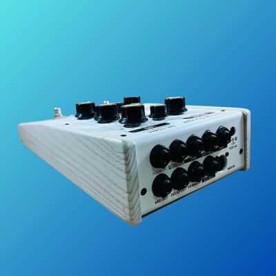 Moog MF-104M Limited Edition Analog Delay image 3