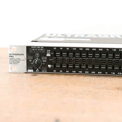 Behringer ULTRAGRAPH PRO FBQ1502 15-Band Stereo Graphic Equalizer CG014NH image 4