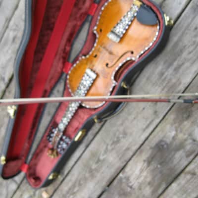 Hardanger Fiddle violin, Hardingfele + Albert Nurnberger Bow  1918 amber image 18